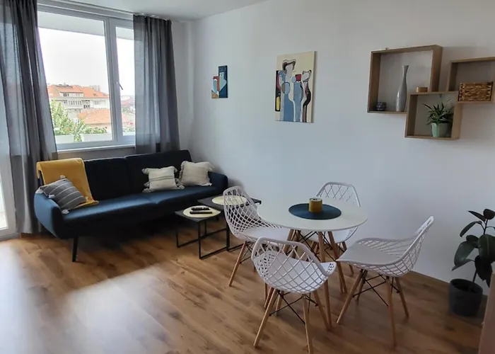 Lägenhet Sisi Art *